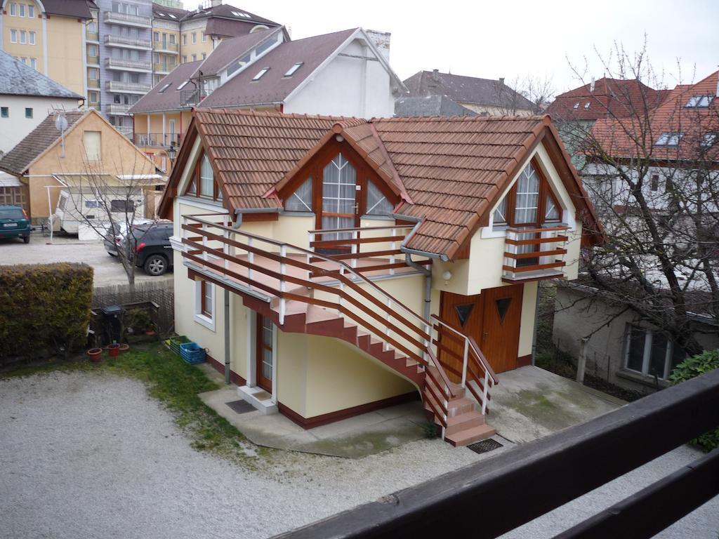 Jokai Apartmanhaz Hévíz Chambre photo